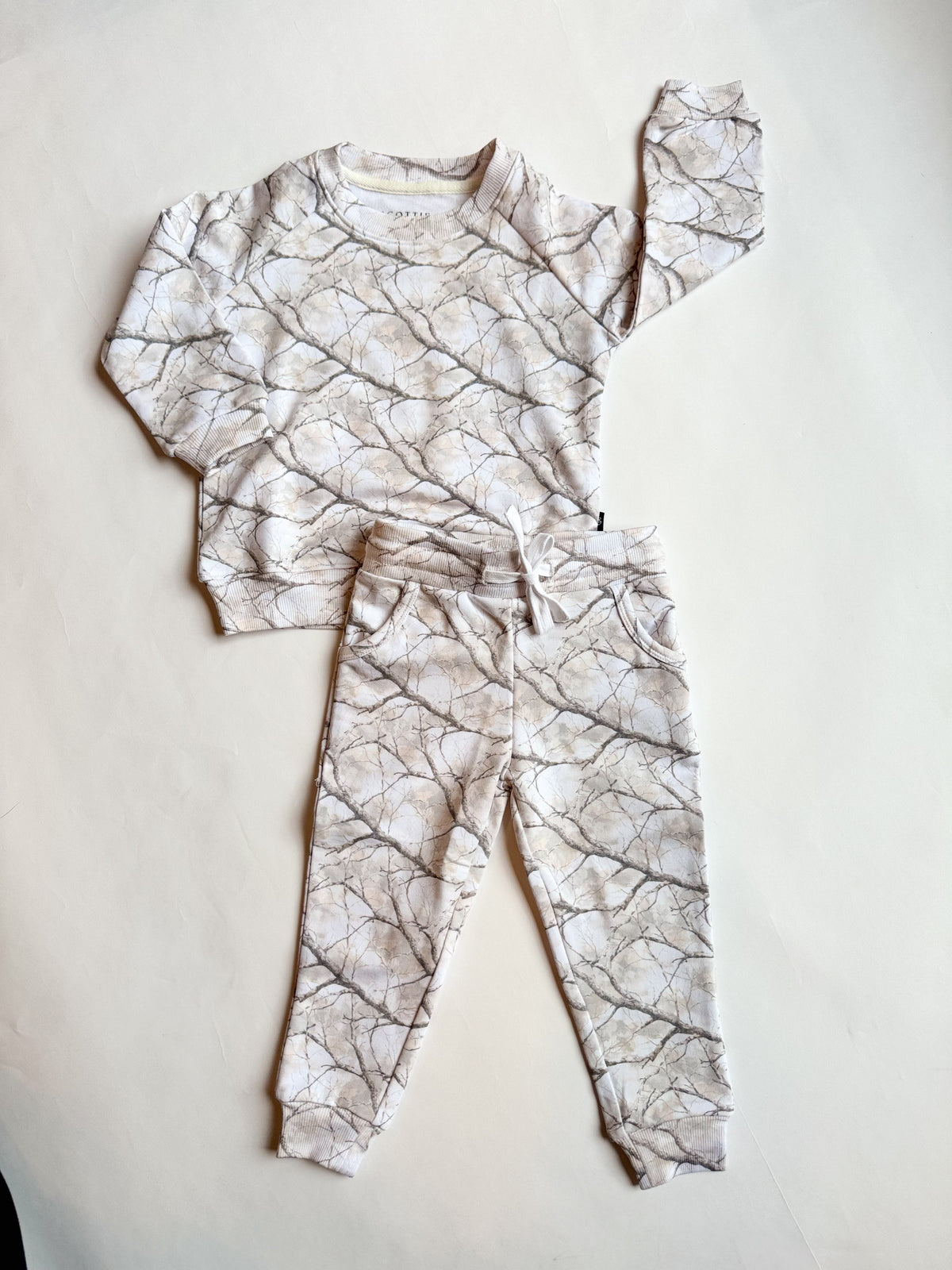 Whiteout- French Terry Set