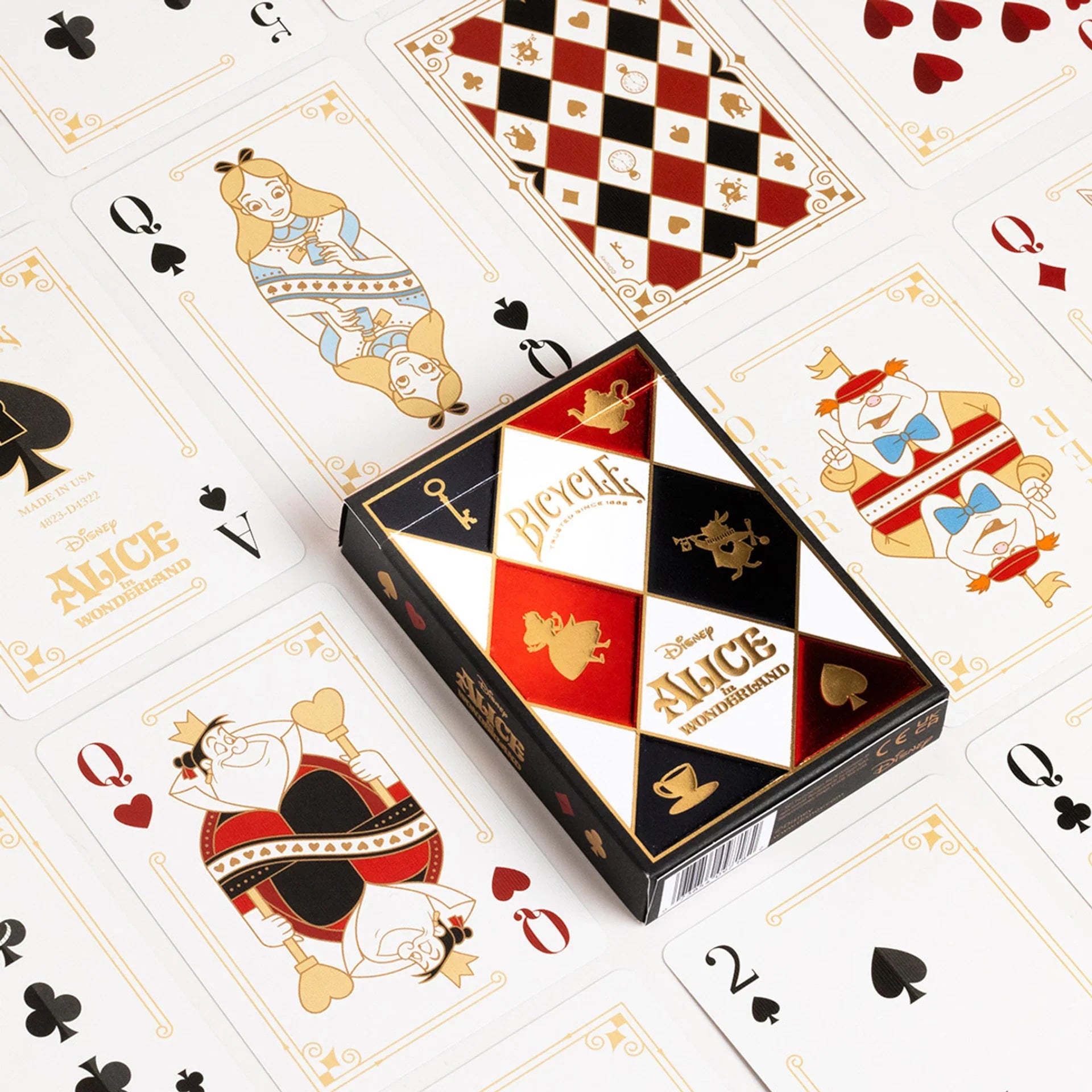 Bicycle Disney Alice in Wonderland Playing Cards – Disney Collection