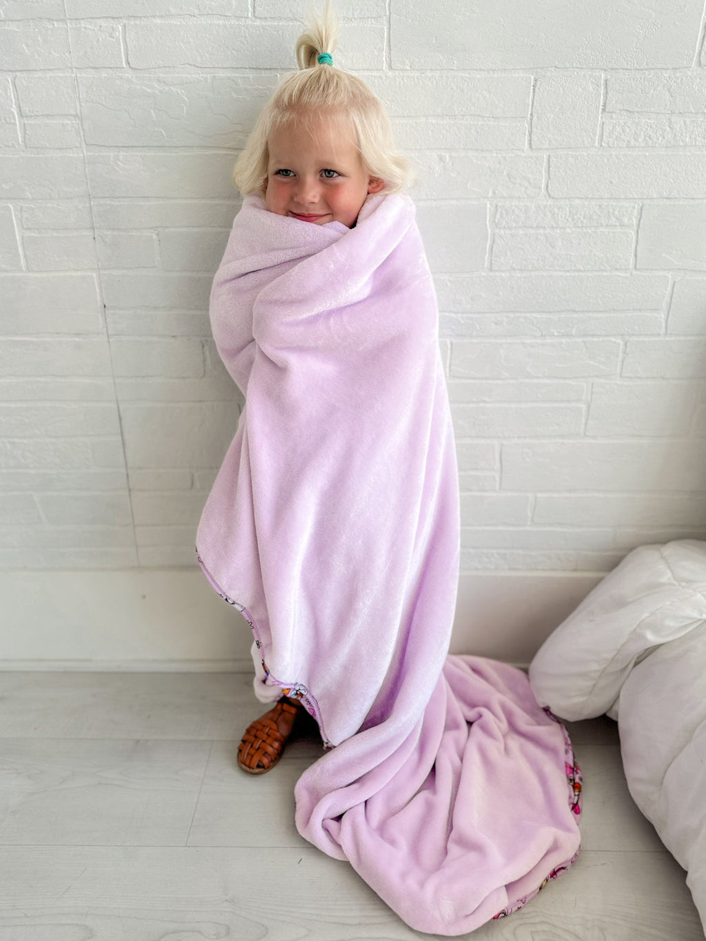 Daisy: Velvet Plush Blanket