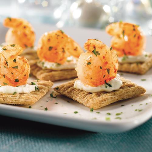 Triscuit Roasted Garlic Whole Grain Wheat Crackers, Lunch Snacks, Snack Crackers, 8.5 Oz