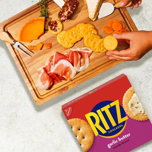Ritz Garlic Butter Crackers, Snacks For Kids And Adults, Lunch Snacks, 13.7 Oz