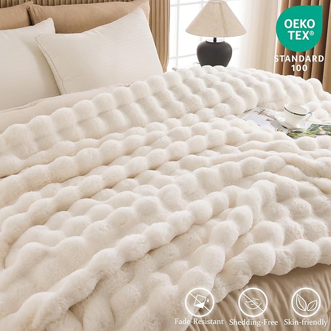 Cozy Faux Fur Throw Blanket for Bed-Warm Fuzzy Throw Blanket, Soft Plush Thick Bubble Blankets for Bedroom and Living Room, Furry Luxury Blanket, 90 x 90, Cream