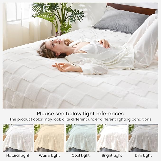 Cozy Bliss Checkered White Large Faux Rabbit Fur Queen Size Blanket, Soft Fuzzy Fluffy Minky Cream Furry Blankets for Couch, Bed (90 * 90 Inches Ivory)