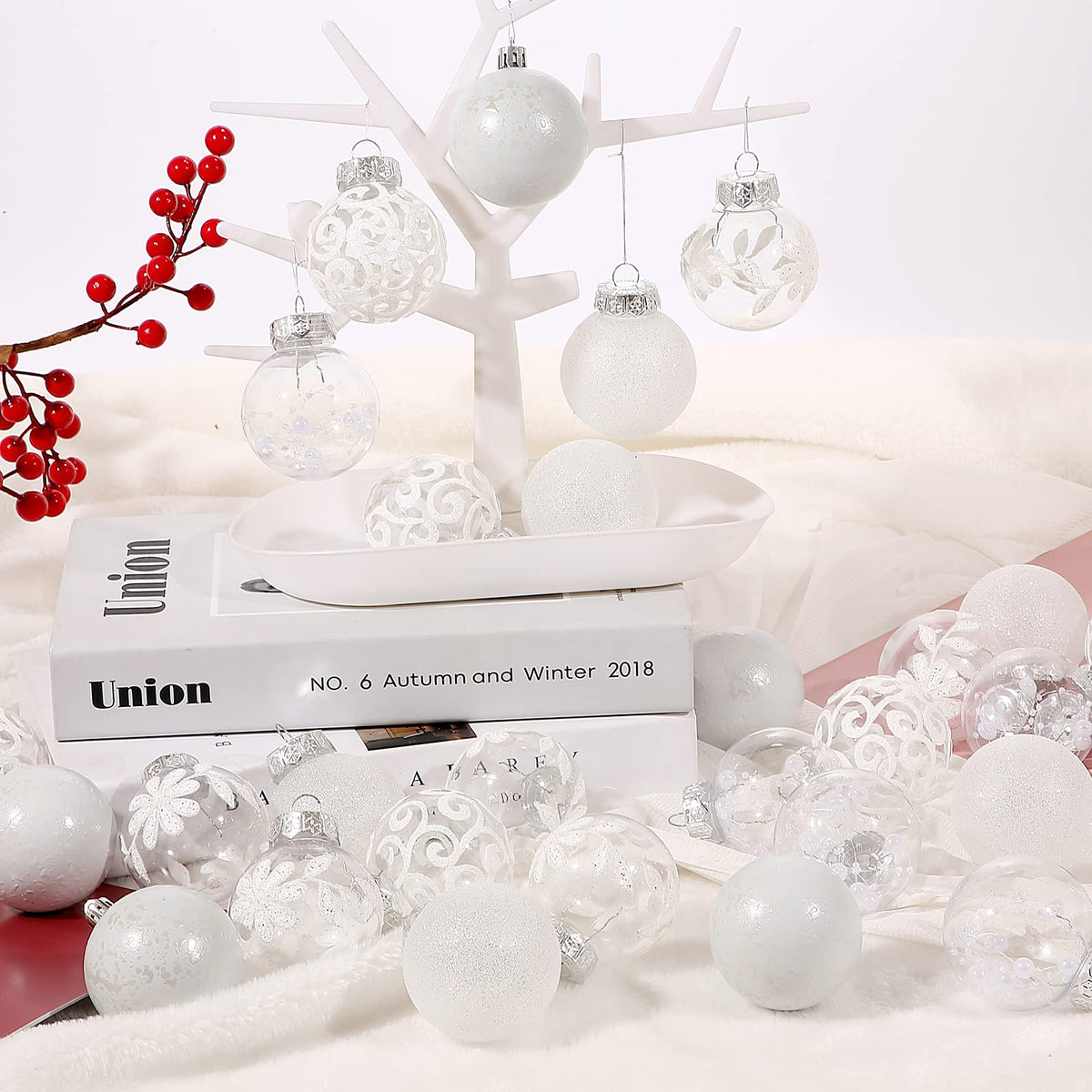 SUPREME XMAS Clear Christmas Ornaments 60mm 30ct Shatterproof White