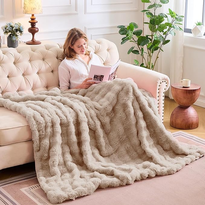 Lotus Karen Faux Fur Throw Blanket Linen - 800 GSM Bubble Rabbit Fluff Blanket for Couch Bed Sofa,Softest Fluffy Fuzzy Cozy Blanket,Thick Furry Plush Shaggy Warm Blankets for Women,50x60 Inches