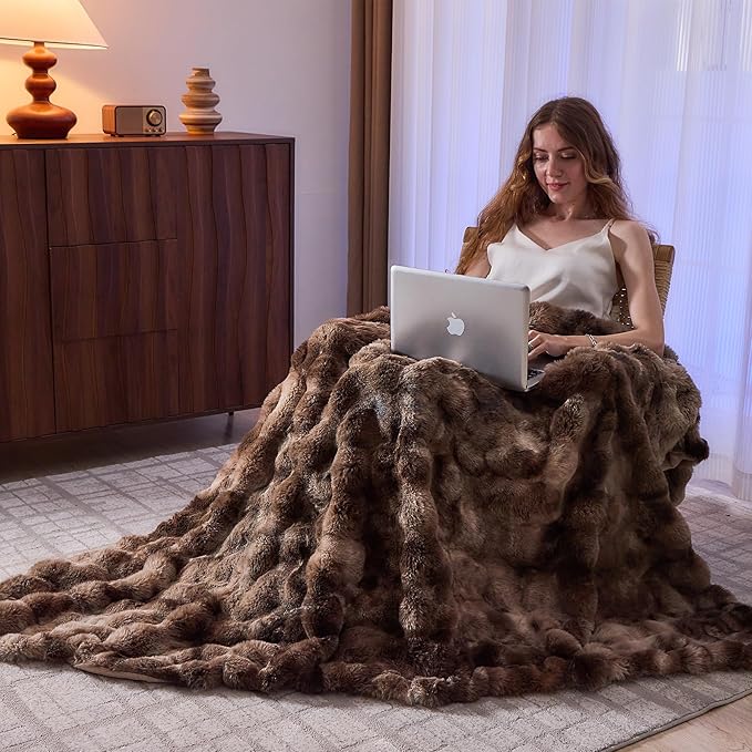 Lotus Karen Faux Fur Throw Blanket Tie-Dye Dark Coffee-Big Bubble Rabbit Fluff Blanket for Couch,Small Fluffy Fuzzy Cozy Blanket,Thick Furry Plush Shaggy Blankets,50x60 Inches