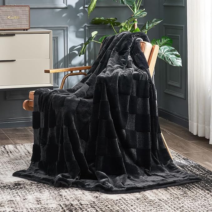 Cozy Bliss Checkered Faux Rabbit Fur Black Throw Blanket, Soft Fuzzy Fluffy Minky Furry Plush Blankets for Couch, Bed (50 * 60 Inches Black)