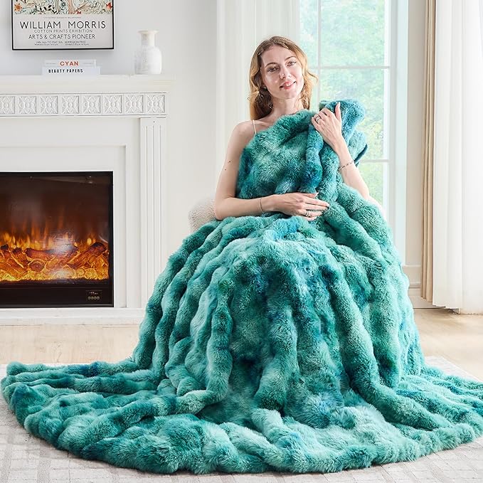 Lotus Karen Faux Fur Throw Blanket Tie-Dye Green-Big Bubble Rabbit Fluff Blanket for Couch,Small Fluffy Fuzzy Cozy Blanket,Thick Furry Plush Shaggy Blankets,50x60 Inches