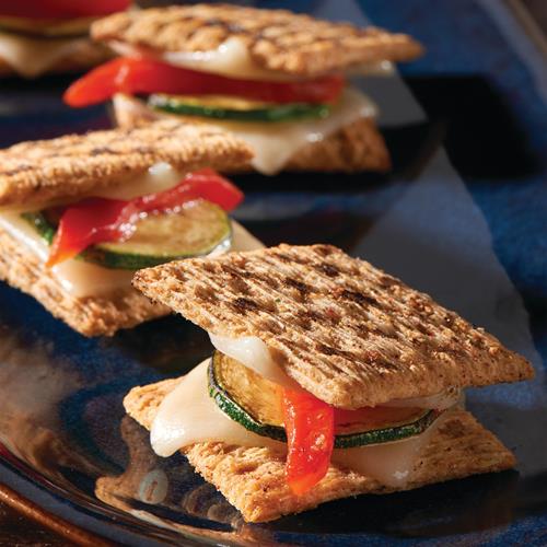 Triscuit Fire Roasted Tomato & Olive Oil Whole Grain Wheat Crackers, Lunch Snacks, Snack Crackers, 8.5 Oz