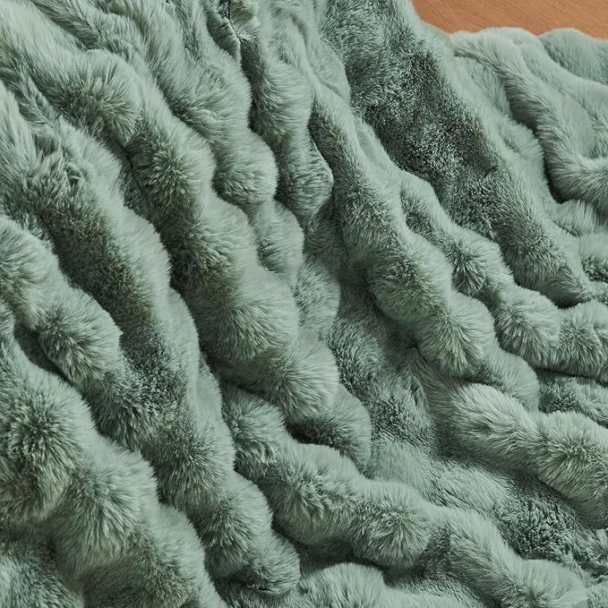 Lotus Karen Faux Fur Throw Blanket Sage Green - Big Bubble Rabbit Fluff Blanket for Couch Bed Sofa,Softest Fluffy Fuzzy Cozy Blanket,Plush Thick Furry Shaggy Warm Blankets for Women,60x80 Inches