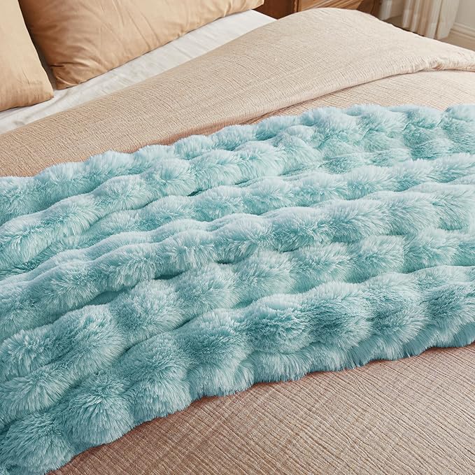 JELLYMONI Faux Fur Throw Blanket, Blue Fuzzy Cozy Plush Bubble Bed Throw, Thick and Warm (50" X 60")