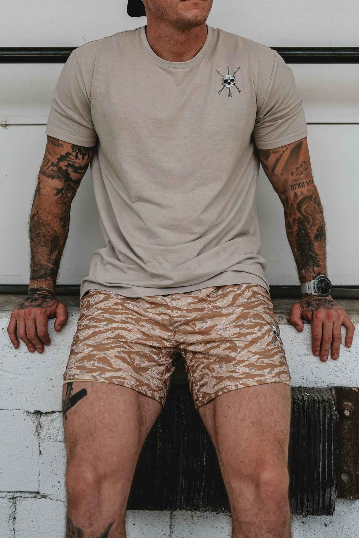 MEN'S | HYBRID SHORT : DESERT TIGER