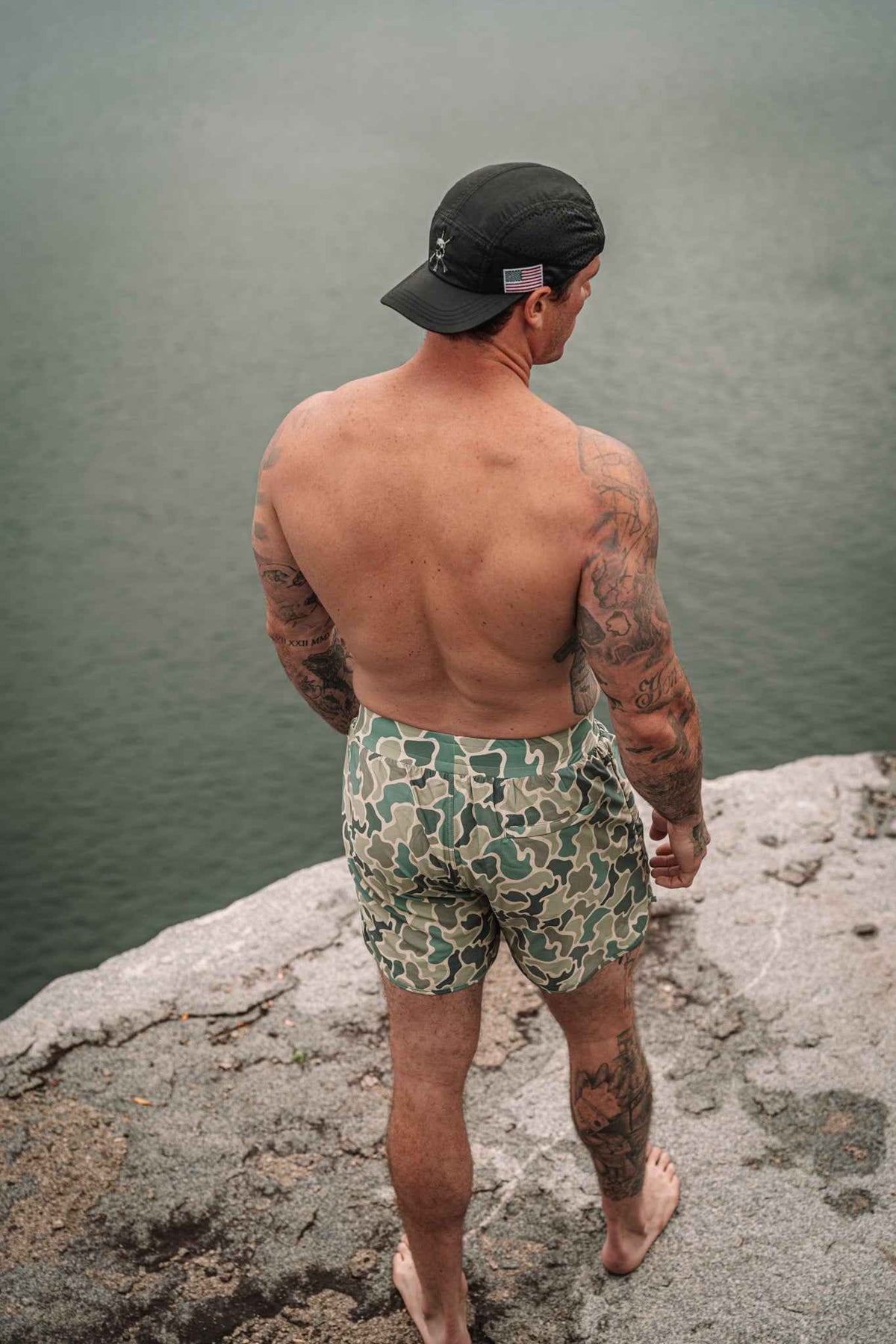 MEN'S | HYBRID SHORT : FROGSKIN