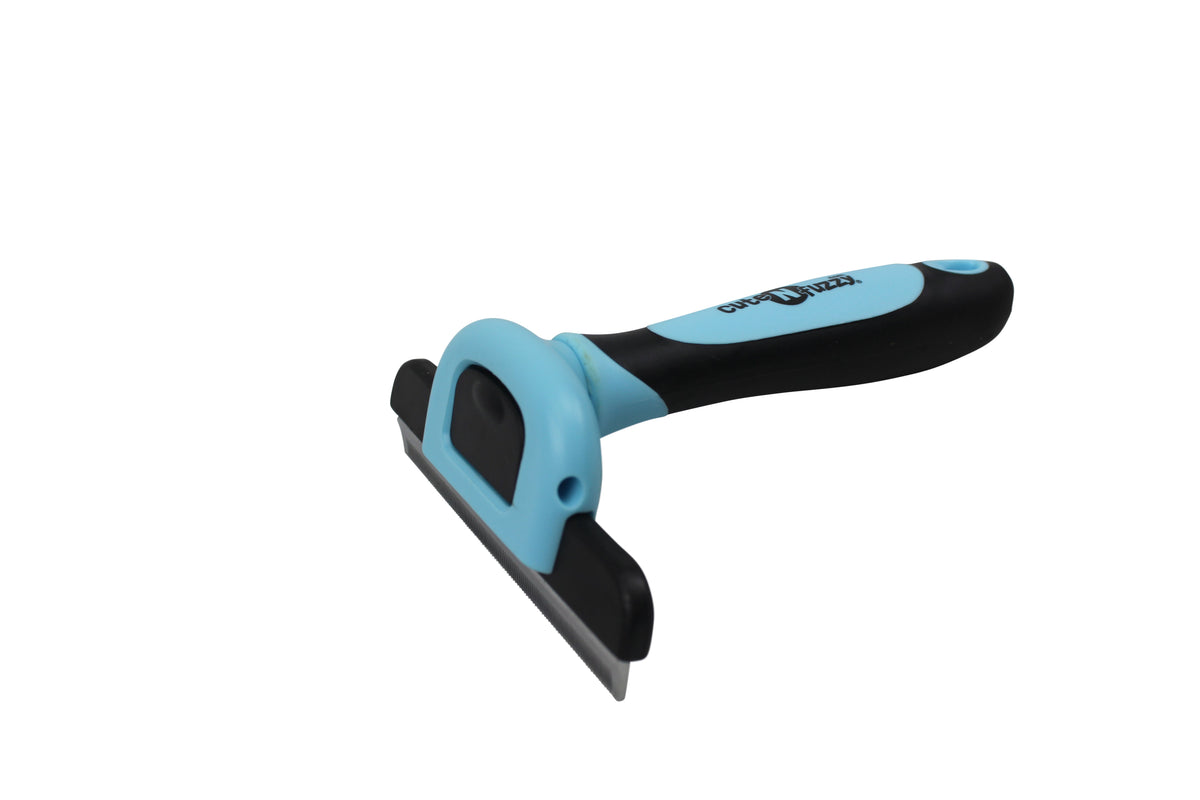 Deshedding Pet Grooming Comb in 2 Sizes by cuteNfuzzy®