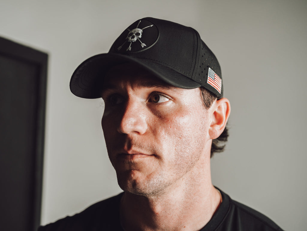 VARSITY CAP : BLACK