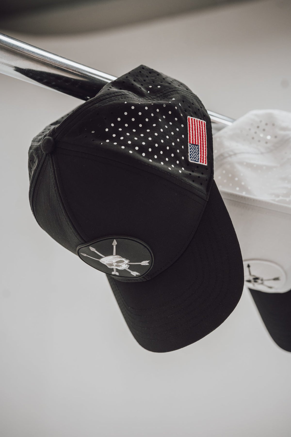 VARSITY CAP : BLACK