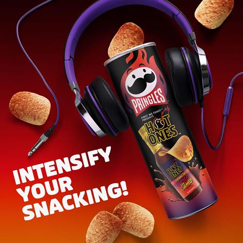 Pringles Hot Ones Los Calientes Potato Crisps Chips, Barbacoa, Spicy Snacks, Hot Sauce Inspired, 5.5Oz Can (1 Can)?
