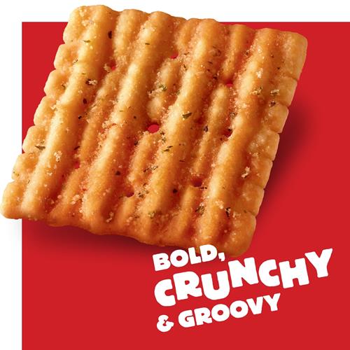 Cheez-It Grooves Cheese Crackers, Crunchy Snack Crackers, Lunch Snacks, Bold Cheddar, 9Oz Box (1 Box)