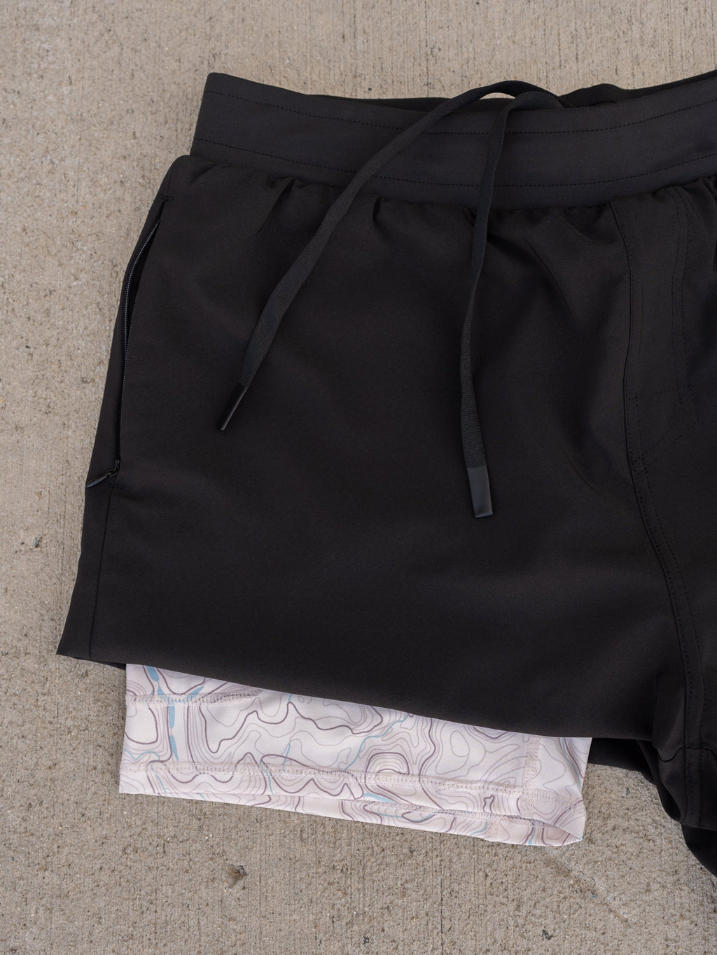 MEN'S | HYBRID SHORT : BLACK