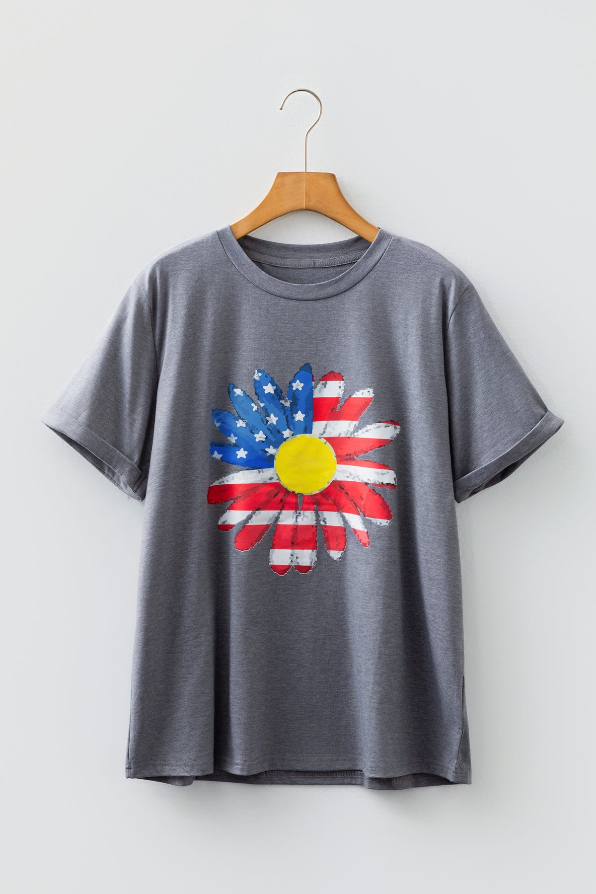 Gray Flag Pattern Sunflower Graphic Crew Neck Tee