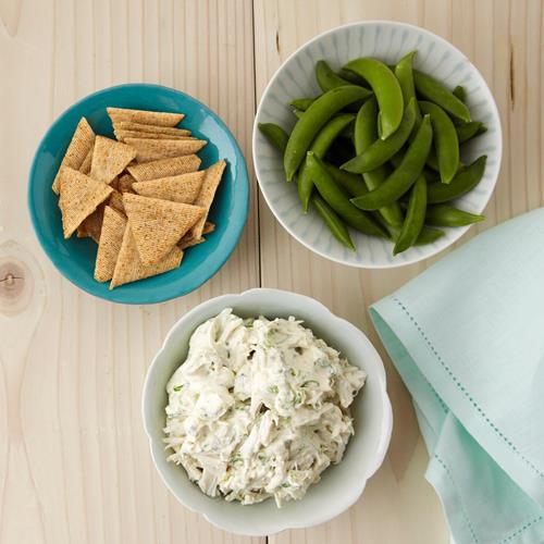 Triscuit Thin Crisps Sour Cream & Onion Whole Grain Wheat Crackers, Lunch Snacks, Snack Crackers, 7.1 Oz