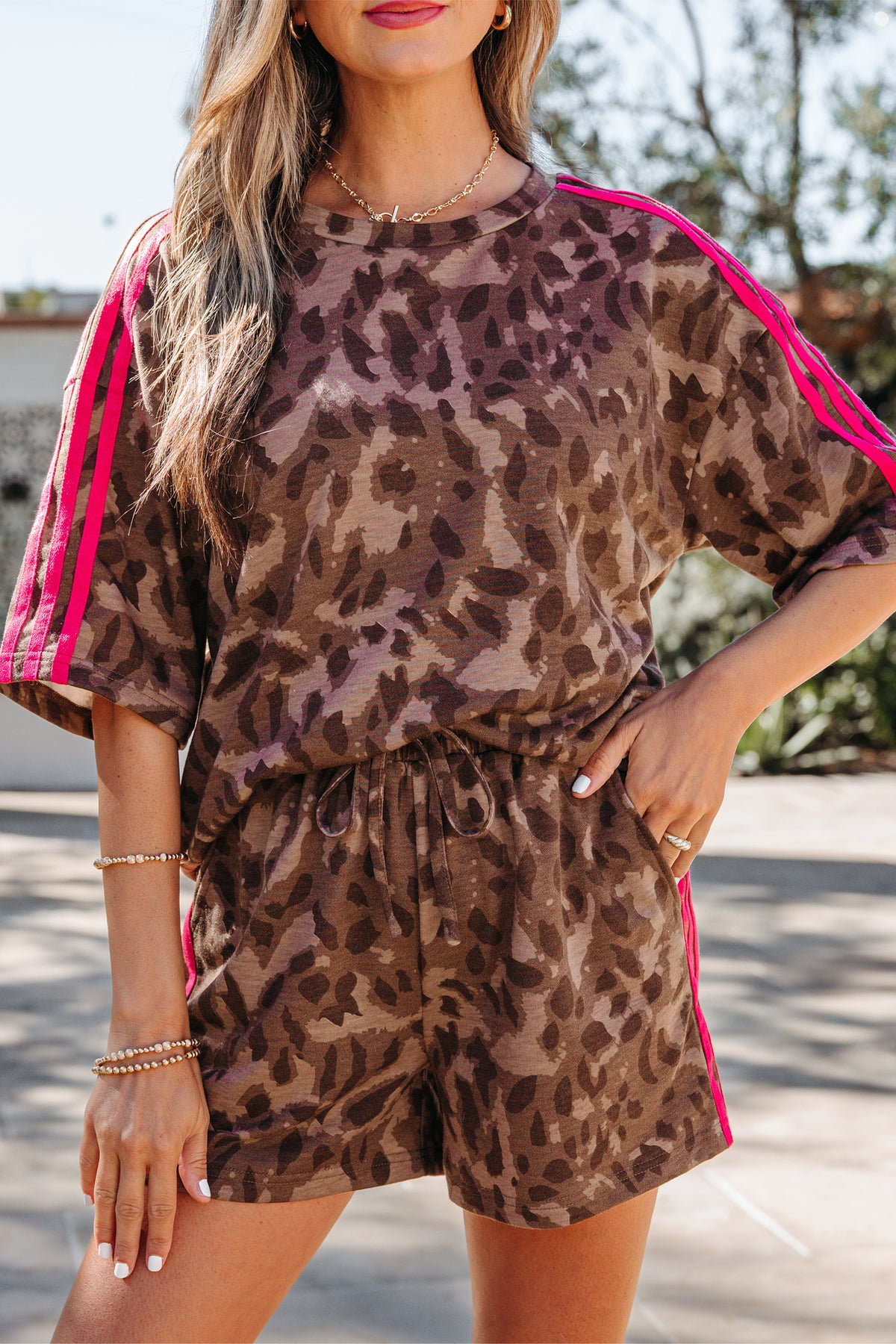 Brown Contrast Striped Accent Leopard Short Set