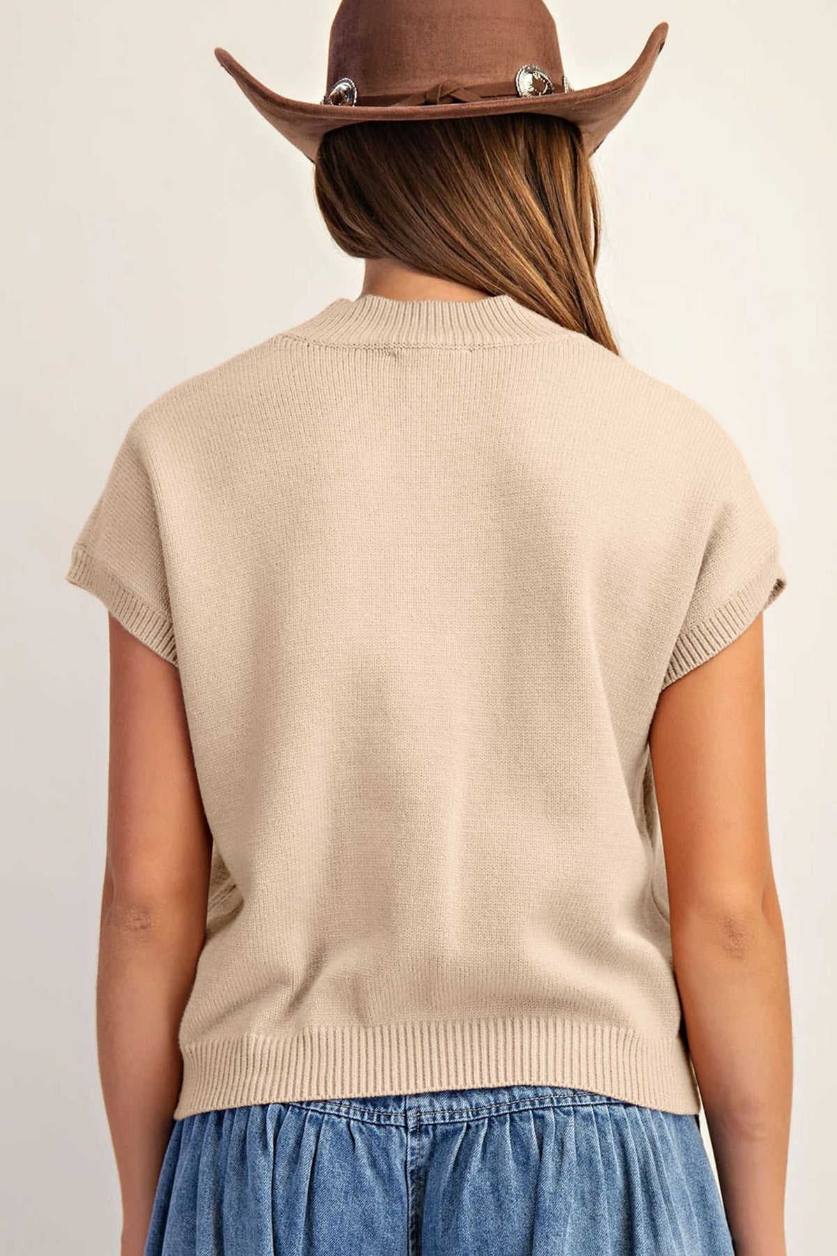 White Corded Horseshoes Ribbed Trim Mock Neck Short Sleeve Sweater