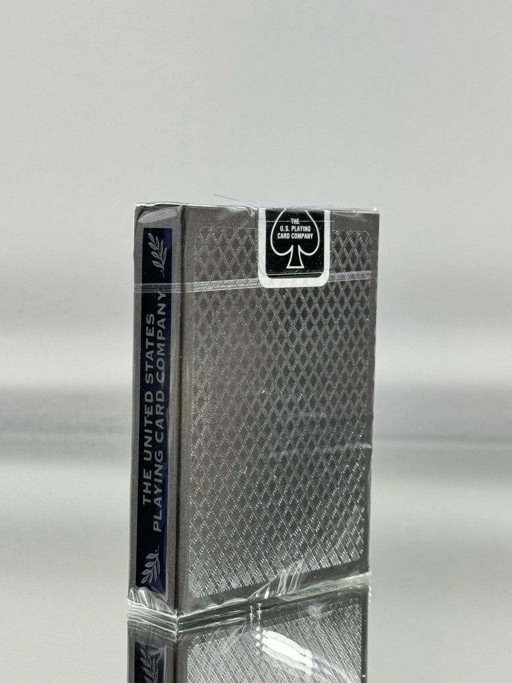 Bee Silver Metalluxe Playing Cards – Limited Edition (2,800 Decks)