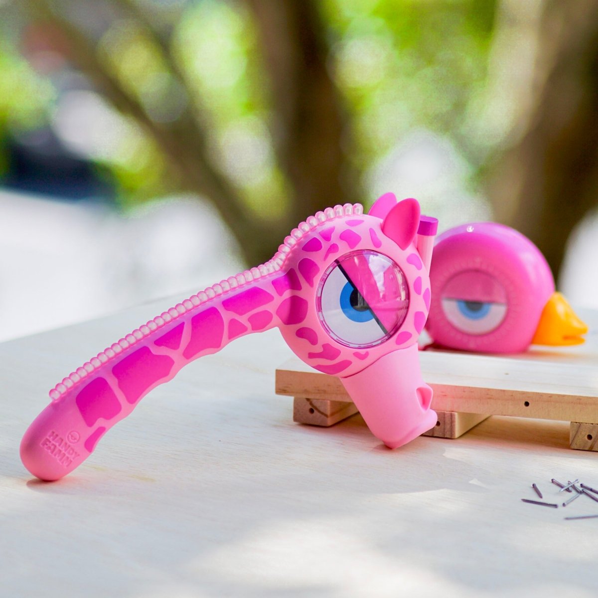 Kids Pink Giraffe Hammer | Wammy