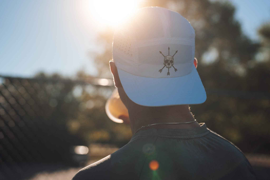 DISTANCE CAP : WHITE